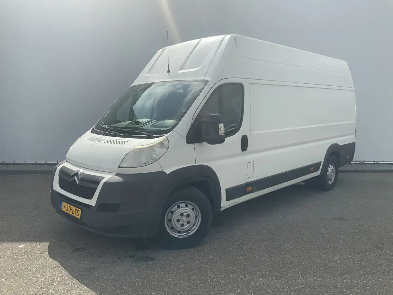 Citroen Jumper 35 2.2 HDI L4H3 Maxi (motor lampje brand !!) Airco - Panel van: picture 1 Citroen Jumper 35 2.2 HDI L4H3 Maxi (motor lampje brand !!) Airco - Panel van: picture 1