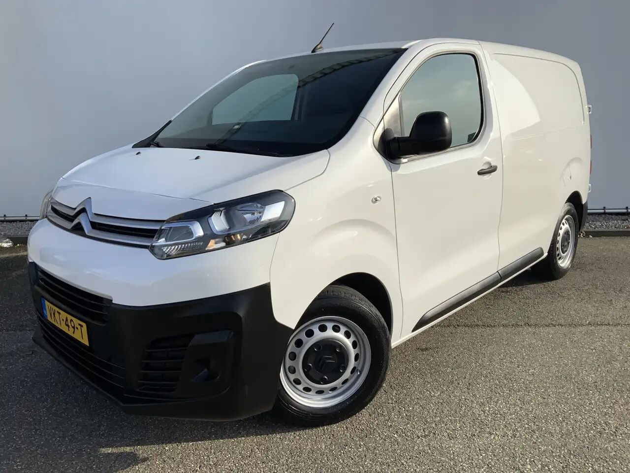 Citroen Jumpy 1.5 BlueHDI 100 XS Control Economy Airco Cruise Eu - Small van: picture 1 Citroen Jumpy 1.5 BlueHDI 100 XS Control Economy Airco Cruise Eu - Small van: picture 1