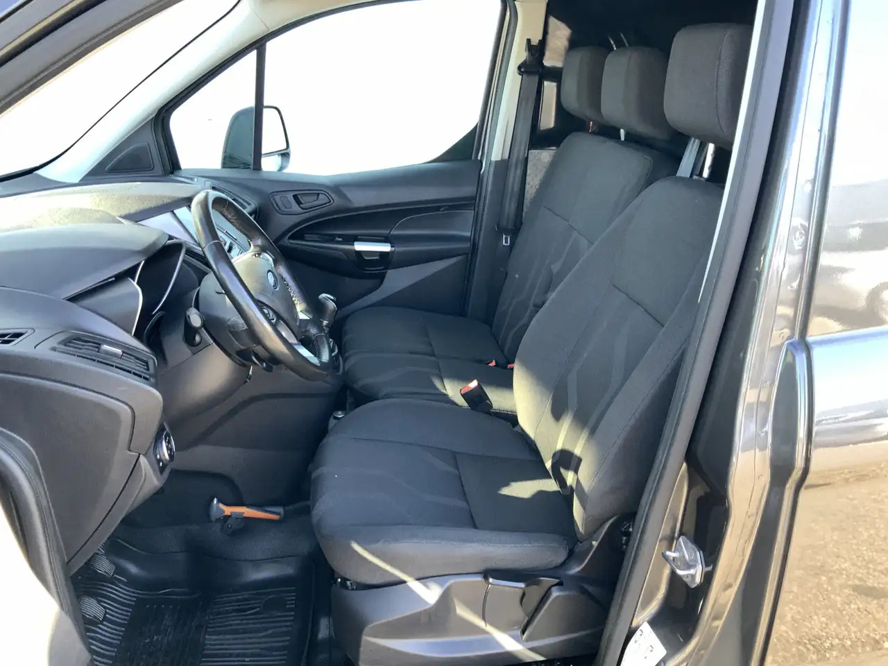 Ford Transit Connect 1.5 TDCI L2 Trend Airco Cruise 3 Zits DakDragers C - Small van: picture 4 Ford Transit Connect 1.5 TDCI L2 Trend Airco Cruise 3 Zits DakDragers C - Small van: picture 4