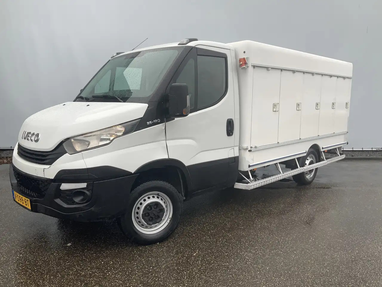 Iveco Daily 35S12 2.3 345 VriesAuto 10 deuren _40 gr onder 0, - Box van: picture 1 Iveco Daily 35S12 2.3 345 VriesAuto 10 deuren _40 gr onder 0, - Box van: picture 1