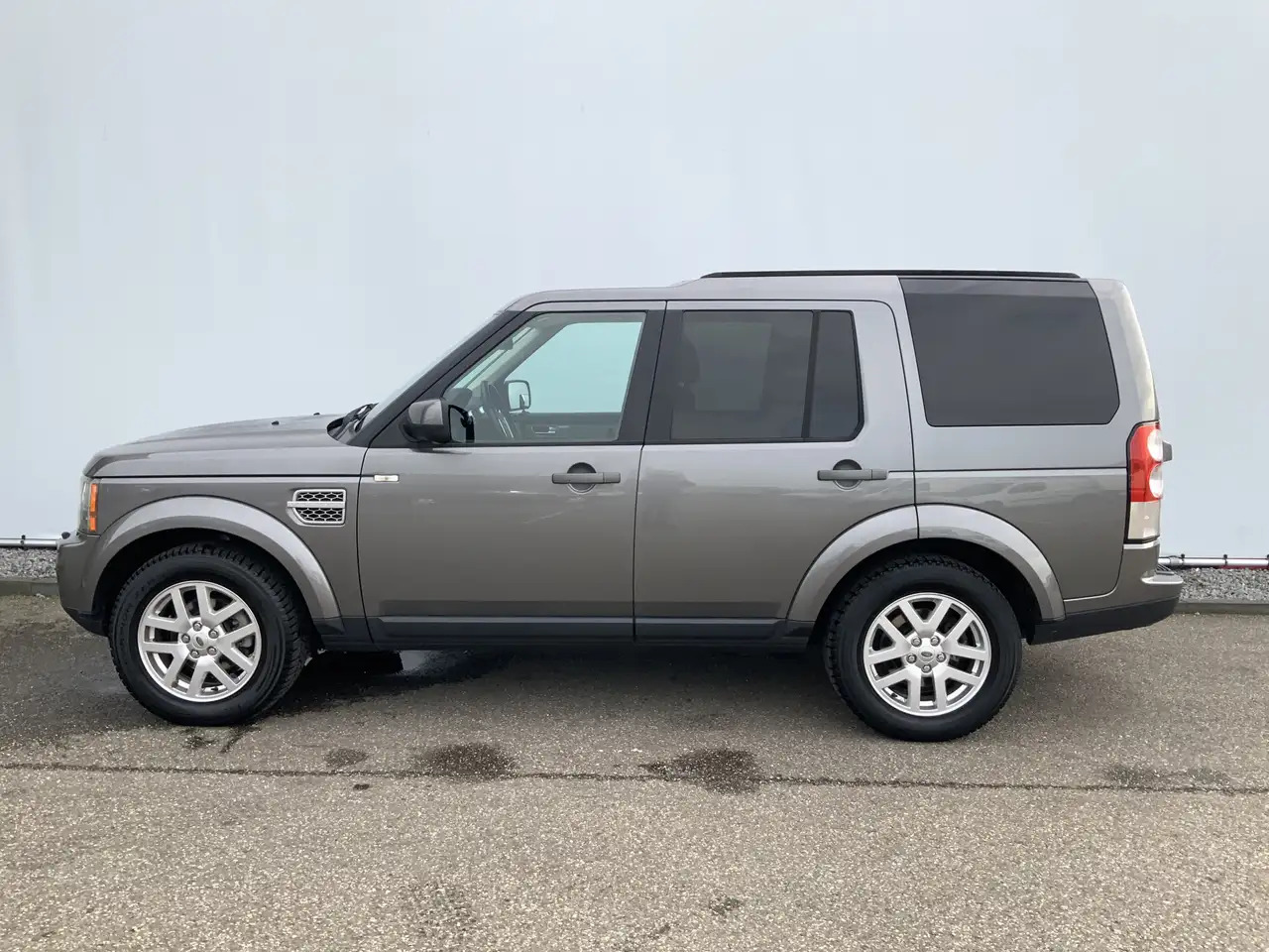 Land Rover Discovery 2.7 TdV6 S Grijs Kenteken Automaat Airco Cruise Tr - Car: picture 3 Land Rover Discovery 2.7 TdV6 S Grijs Kenteken Automaat Airco Cruise Tr - Car: picture 3