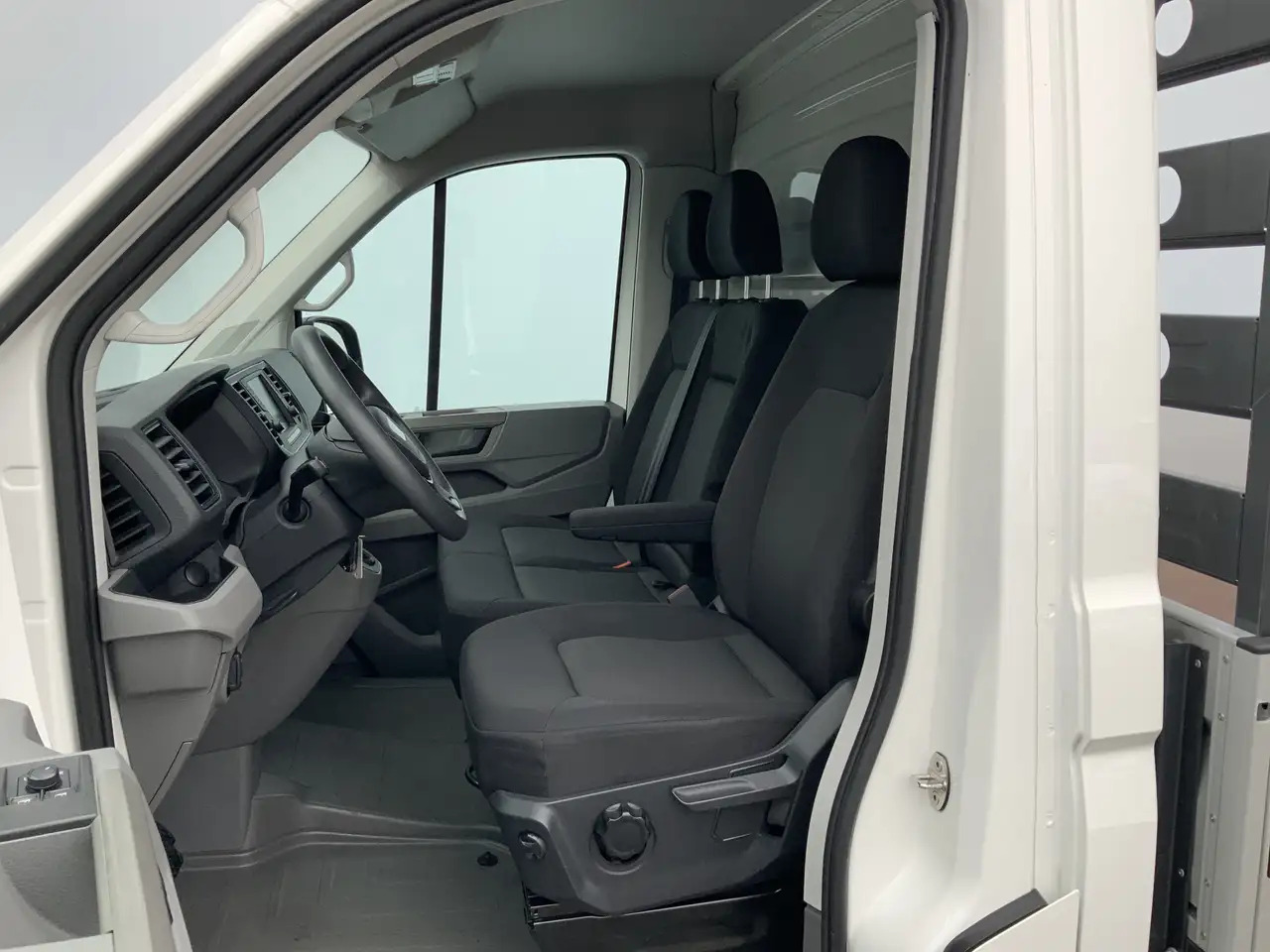 Leasing of MAN TGE 35 2.0 Lang Automaat Pick Up Airco Cruise 3 Zits B MAN TGE 35 2.0 Lang Automaat Pick Up Airco Cruise 3 Zits B: picture 7