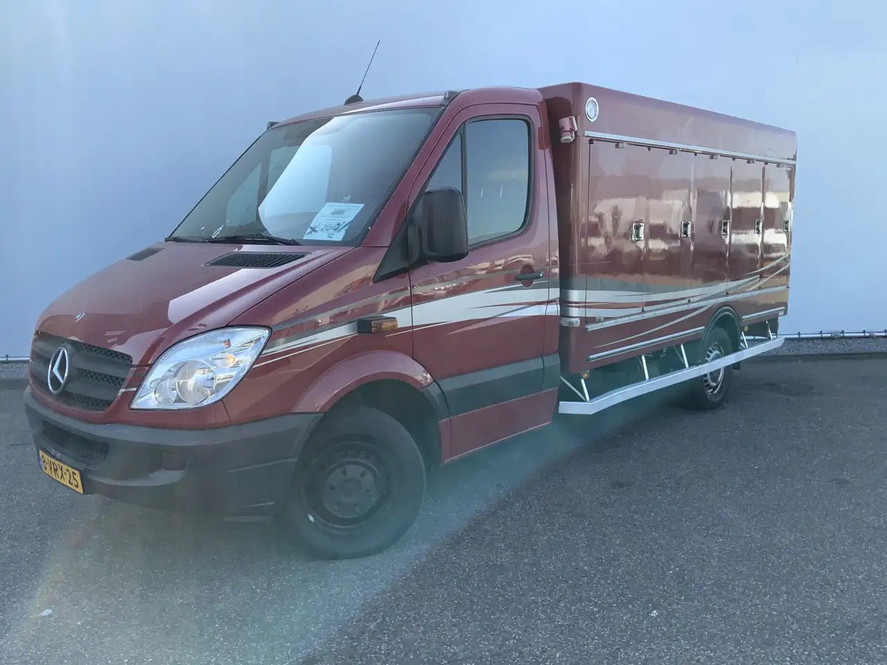 Refrigerated van Mercedes-Benz Sprinter 313 2.2 CDI 366 Vries Auto _40gr, 10 Deuren Euro 5: picture 1