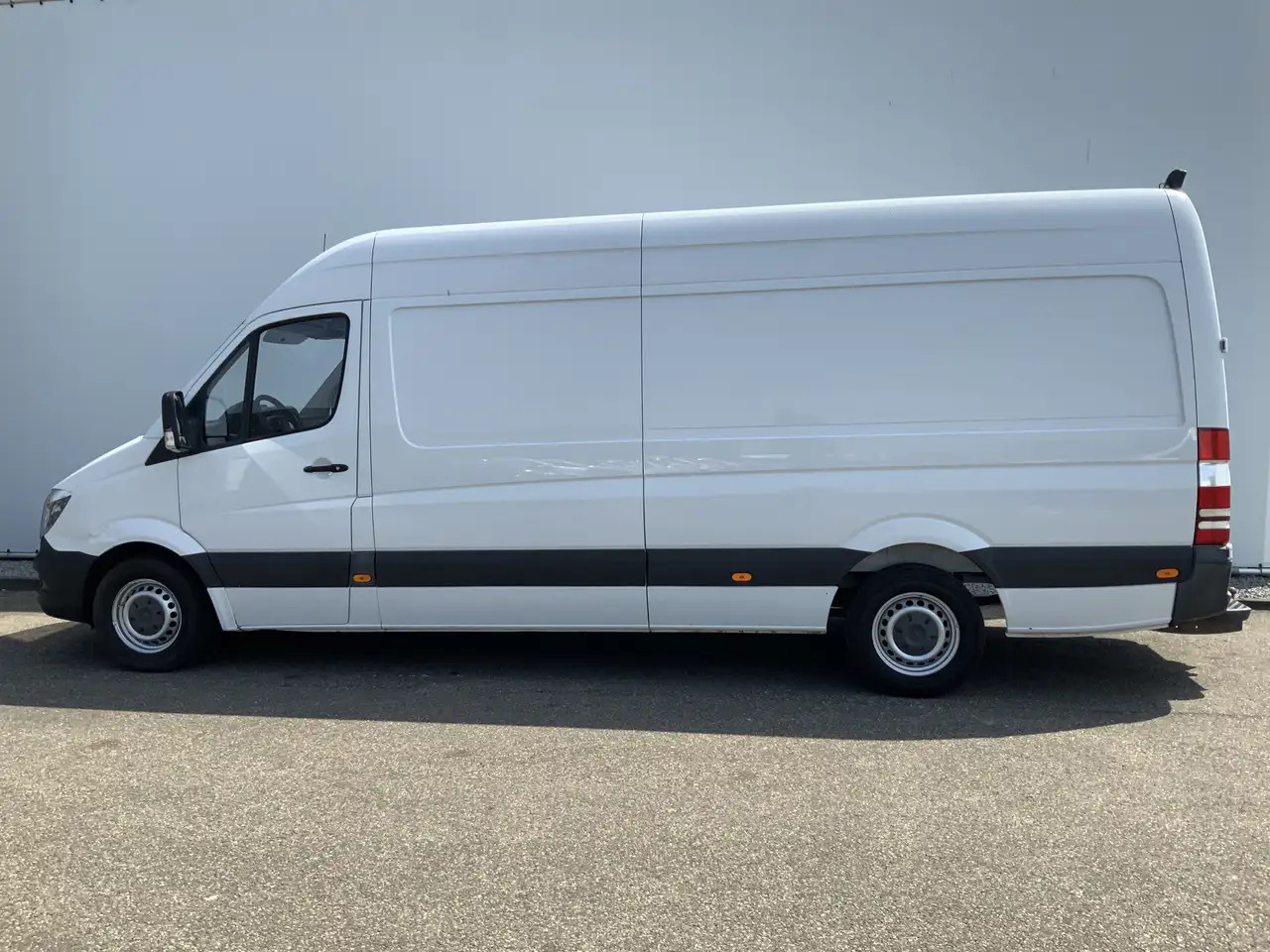 Mercedes-Benz Sprinter 313 2.2 CDI 432 EHD - Panel van: picture 3 Mercedes-Benz Sprinter 313 2.2 CDI 432 EHD - Panel van: picture 3