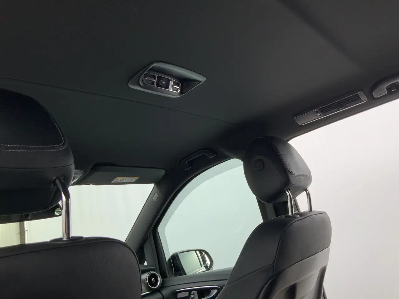 Combi van Mercedes-Benz V 300 300d Extra Lang Dub Cab Autom. Avantgarde Edition: picture 13 Combi van Mercedes-Benz V 300 300d Extra Lang Dub Cab Autom. Avantgarde Edition: picture 13