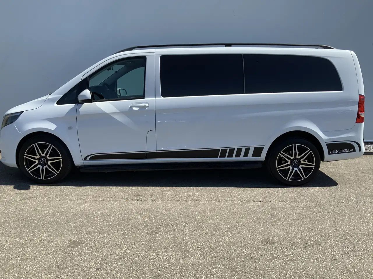 Mercedes-Benz Vito Tourer XL 114 CDI Autom. Airco Cruise Camera Alu V - Panel van: picture 3 Mercedes-Benz Vito Tourer XL 114 CDI Autom. Airco Cruise Camera Alu V - Panel van: picture 3