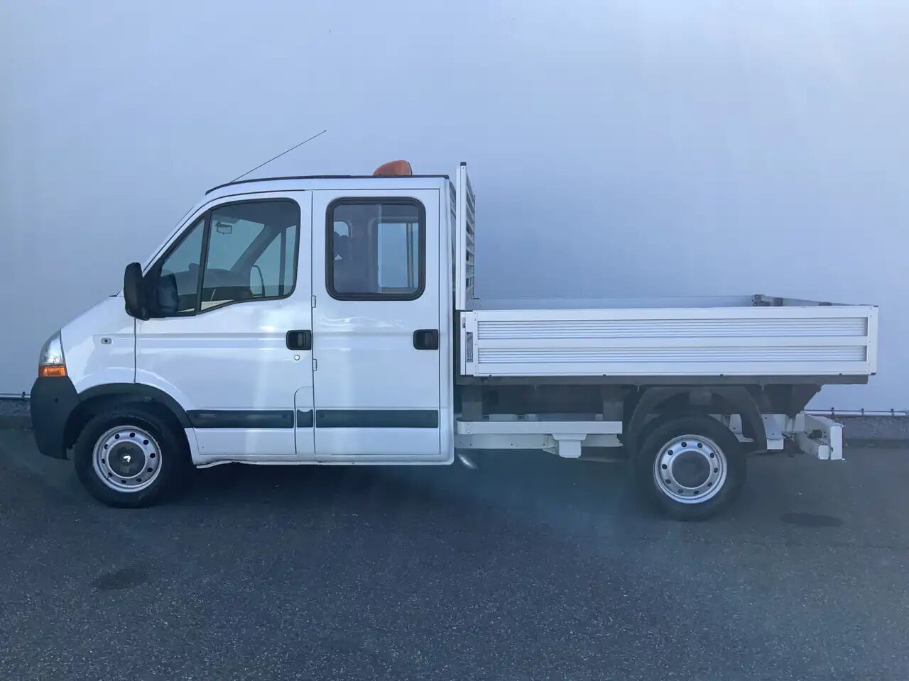 Renault Master T28 2.5 dCi L2H1 Dub Cab Pick Up 6 Zits Trekhaak 2 - Flatbed van, Combi van: picture 3 Renault Master T28 2.5 dCi L2H1 Dub Cab Pick Up 6 Zits Trekhaak 2 - Flatbed van, Combi van: picture 3