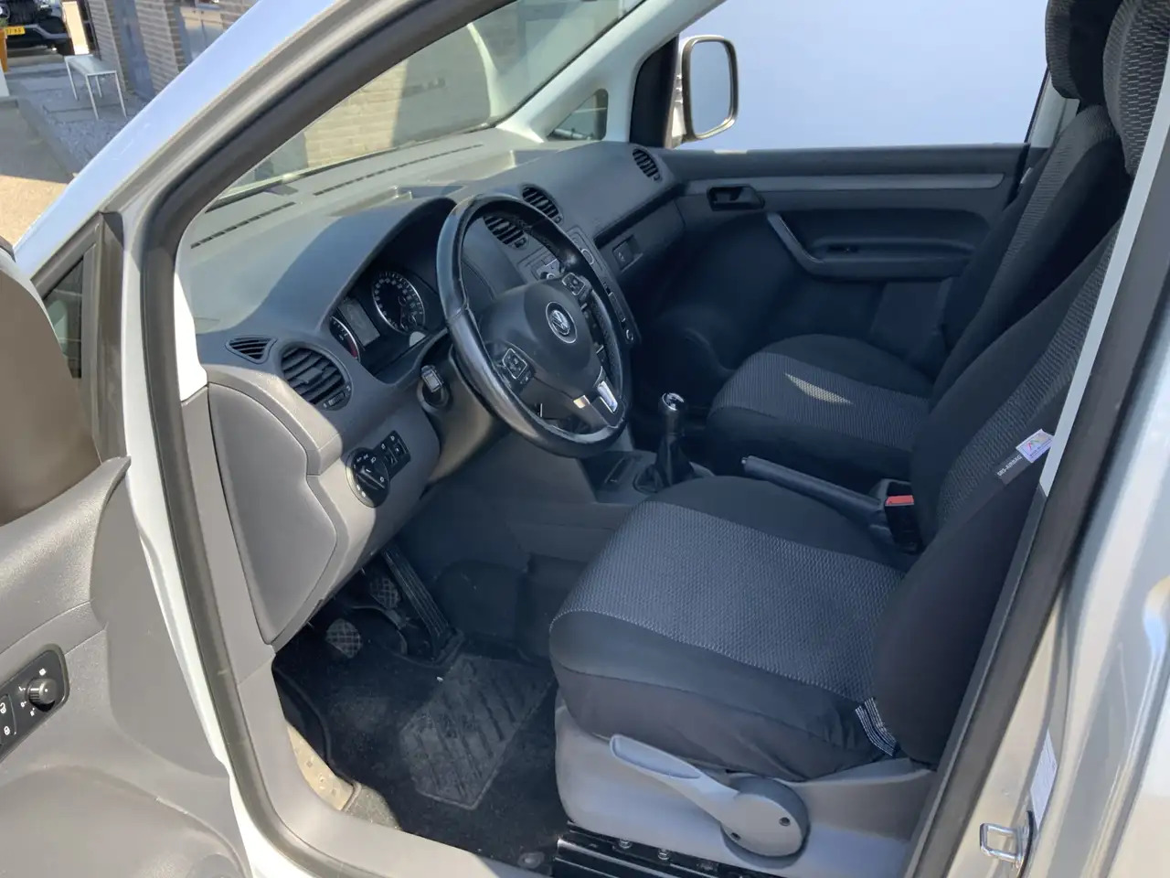 Volkswagen Caddy 1.6 TDI Airco Imperiaal Trekhaak 1400 kg navi Crui - Small van: picture 4 Volkswagen Caddy 1.6 TDI Airco Imperiaal Trekhaak 1400 kg navi Crui - Small van: picture 4