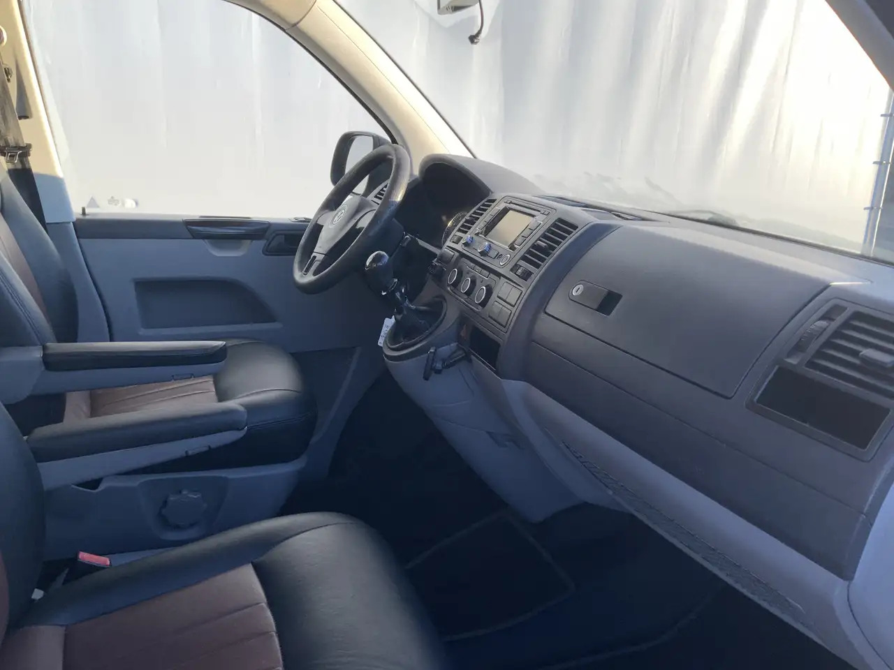 Panel van Volkswagen T5 Transporter 2.0 L1H2 Benzine Airco Navi Dub Schuifdeuren Leer: picture 20