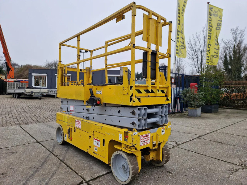 Genie GS2032 elektrisch werkhoogte 8m. en uitschuifplatform - Scissor lift: picture 4 Genie GS2032 elektrisch werkhoogte 8m. en uitschuifplatform - Scissor lift: picture 4