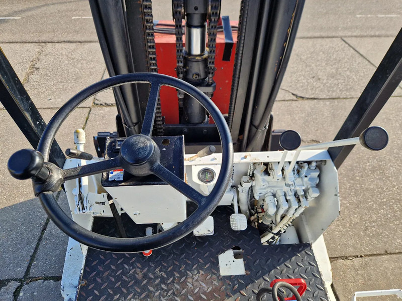 Yale 4.5 ton elektrisch triplomast - Electric forklift: picture 5 Yale 4.5 ton elektrisch triplomast - Electric forklift: picture 5