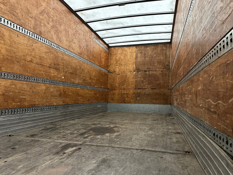 DAF CF85.410 - Box truck: picture 5 DAF CF85.410 - Box truck: picture 5