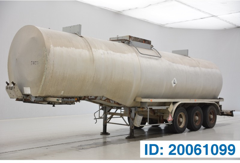 Fruehauf Bitumen tank trailer - Tank semi-trailer: picture 1 Fruehauf Bitumen tank trailer - Tank semi-trailer: picture 1