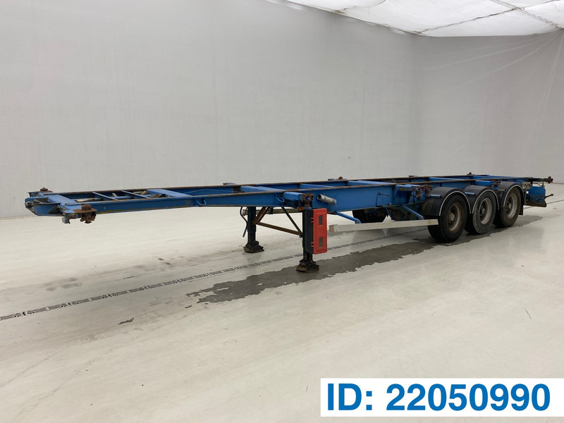 Fruehauf Skelet 20-30-40 ft - Container transporter/ Swap body semi-trailer: picture 1 Fruehauf Skelet 20-30-40 ft - Container transporter/ Swap body semi-trailer: picture 1