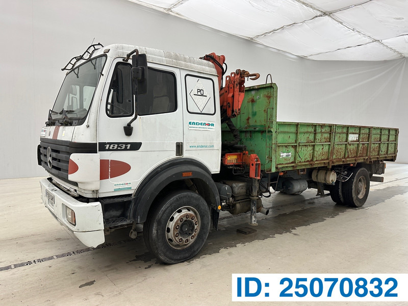 Mercedes-Benz SK 1831 - Tipper, Crane truck: picture 1 Mercedes-Benz SK 1831 - Tipper, Crane truck: picture 1