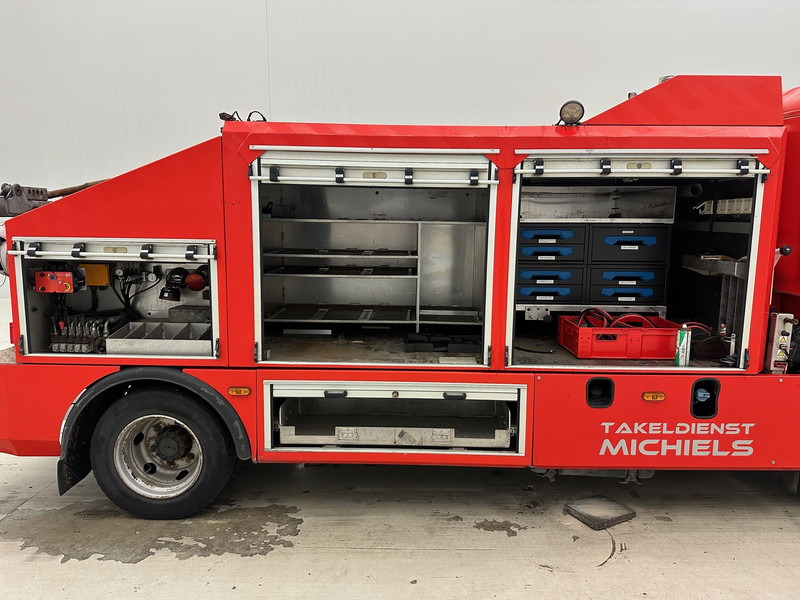 Renault D7.5 - Autotransporter truck: picture 4 Renault D7.5 - Autotransporter truck: picture 4