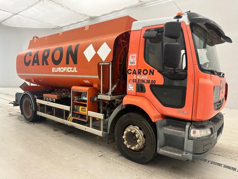 Renault Midlum 300 DXi - Tank truck: picture 3 Renault Midlum 300 DXi - Tank truck: picture 3
