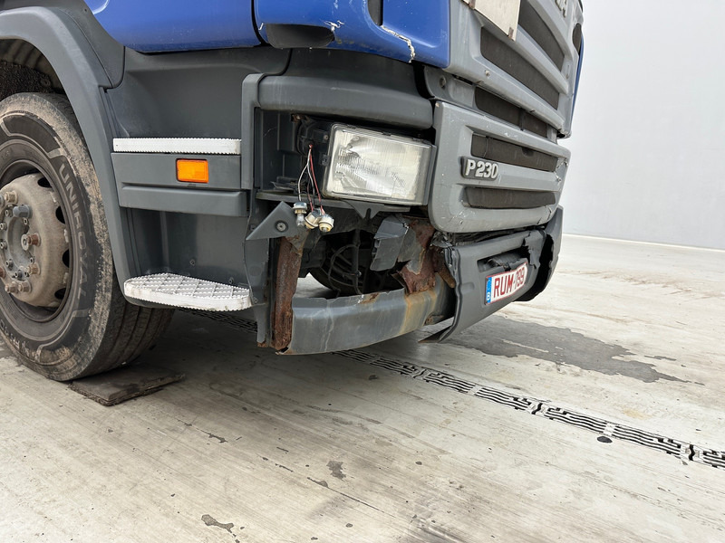 Scania P230 - Curtainsider truck: picture 5 Scania P230 - Curtainsider truck: picture 5