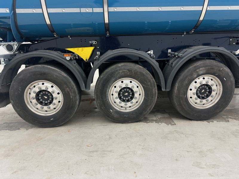 Tipper semi-trailer Schmitz Cargobull 27 cub in steel: picture 7