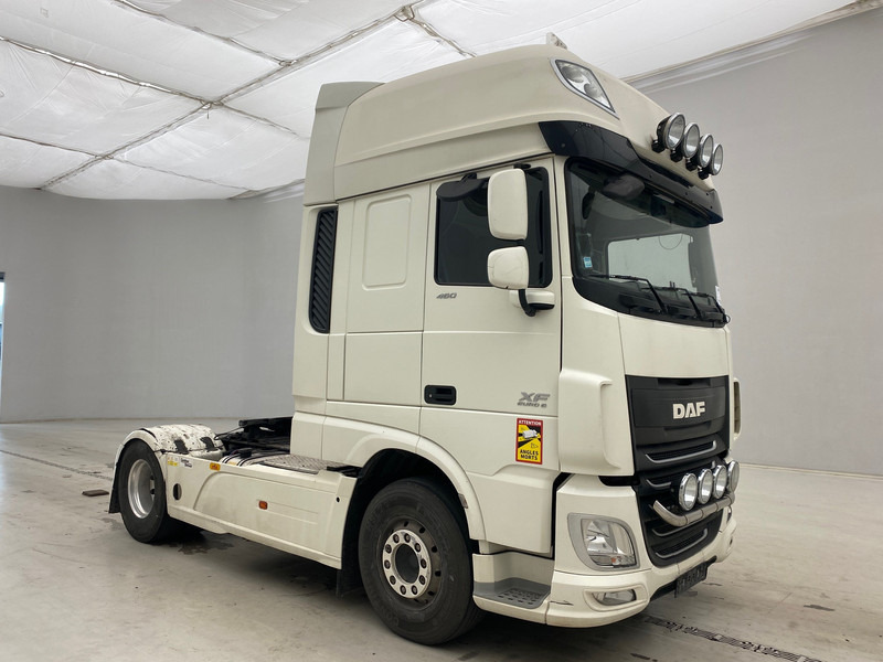 DAF XF 460 Super Space Cab - Tractor unit: picture 3 DAF XF 460 Super Space Cab - Tractor unit: picture 3