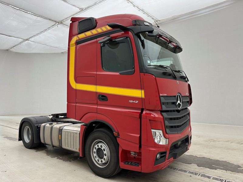 Mercedes-Benz Actros 1942 BigSpace - Tractor unit: picture 3 Mercedes-Benz Actros 1942 BigSpace - Tractor unit: picture 3