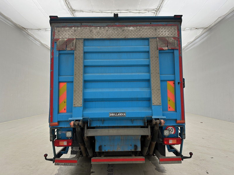 Curtainsider truck Volvo FE 320: picture 12