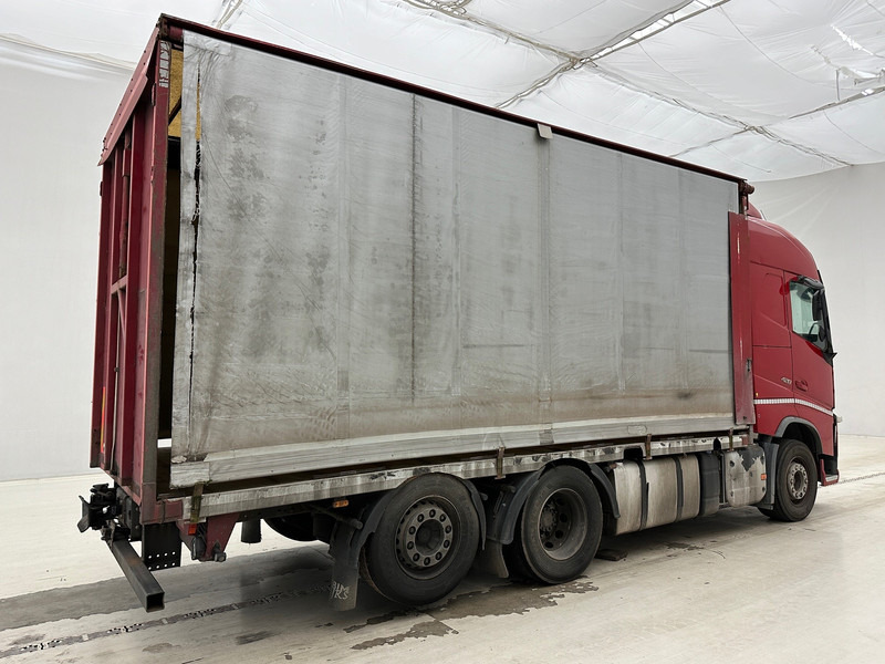 Volvo FH 420 Globetrotter - 6x2 - Curtainsider truck: picture 4 Volvo FH 420 Globetrotter - 6x2 - Curtainsider truck: picture 4