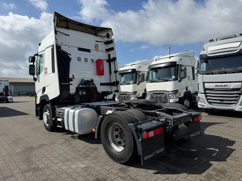Renault T440 Euro 6 - Tractor unit: picture 3 Renault T440 Euro 6 - Tractor unit: picture 3