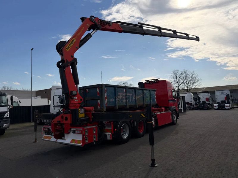 Volvo FM 500 8X2 HMF Containersystem + Palfinger PK 26002 - Crane truck: picture 4 Volvo FM 500 8X2 HMF Containersystem + Palfinger PK 26002 - Crane truck: picture 4