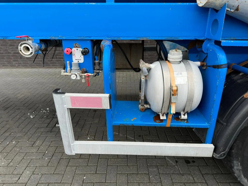 Leasing of De Buf 2-ASSIGE 10M3 CONCRETE MIXER/MISCHER/MIXER De Buf 2-ASSIGE 10M3 CONCRETE MIXER/MISCHER/MIXER: picture 9