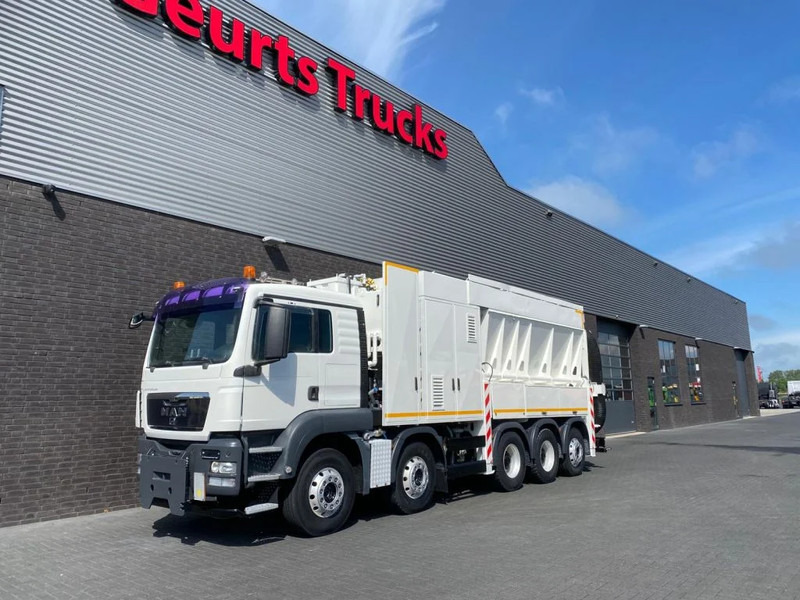 MAN TGS 35.440 10X4-6 BL TRIDEM RSP SAUGBAGGER/SUCTIONEXAVATOR/GRONDZUIGER - Vacuum truck: picture 2 MAN TGS 35.440 10X4-6 BL TRIDEM RSP SAUGBAGGER/SUCTIONEXAVATOR/GRONDZUIGER - Vacuum truck: picture 2