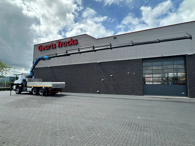 Mercedes-Benz Arocs 3351 963-2-E 6X4 KIPPER / TIPPER + PALFINGER PK30.002 TEC7 KRAAN / KRAN / CRANE / GRUA - Crane truck: picture 3 Mercedes-Benz Arocs 3351 963-2-E 6X4 KIPPER / TIPPER + PALFINGER PK30.002 TEC7 KRAAN / KRAN / CRANE / GRUA - Crane truck: picture 3