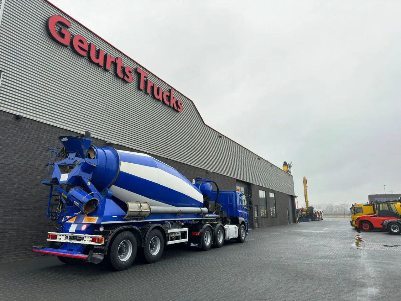 DAF CF 510 6X4 + DE BUF ST2 2-ASSIGE 10M3 CONCRE - Tractor unit: picture 5 DAF CF 510 6X4 + DE BUF ST2 2-ASSIGE 10M3 CONCRE - Tractor unit: picture 5