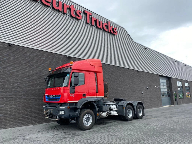 Iveco Trakker 560 SIVI 6X6 HEAVY DUTY PRIME MOVER 275 TONS - Tractor unit: picture 2 Iveco Trakker 560 SIVI 6X6 HEAVY DUTY PRIME MOVER 275 TONS - Tractor unit: picture 2