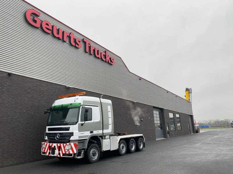 Mercedes-Benz Actros 4360 V8 8X6 V8 SLT TITAN HEAVY DUTY TRACTOR 250 TON - Tractor unit: picture 2 Mercedes-Benz Actros 4360 V8 8X6 V8 SLT TITAN HEAVY DUTY TRACTOR 250 TON - Tractor unit: picture 2