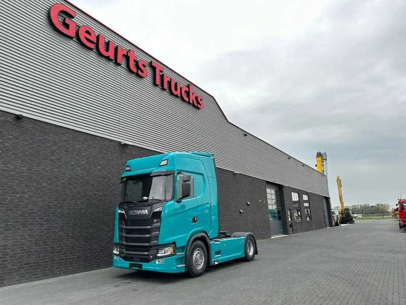 Scania 770S V8 NGS 4X2 TREKKER/SZM/TRACTOR NIEUW/NEU/NEW/UNUSED FULL OPTIONS - Tractor unit: picture 2 Scania 770S V8 NGS 4X2 TREKKER/SZM/TRACTOR NIEUW/NEU/NEW/UNUSED FULL OPTIONS - Tractor unit: picture 2