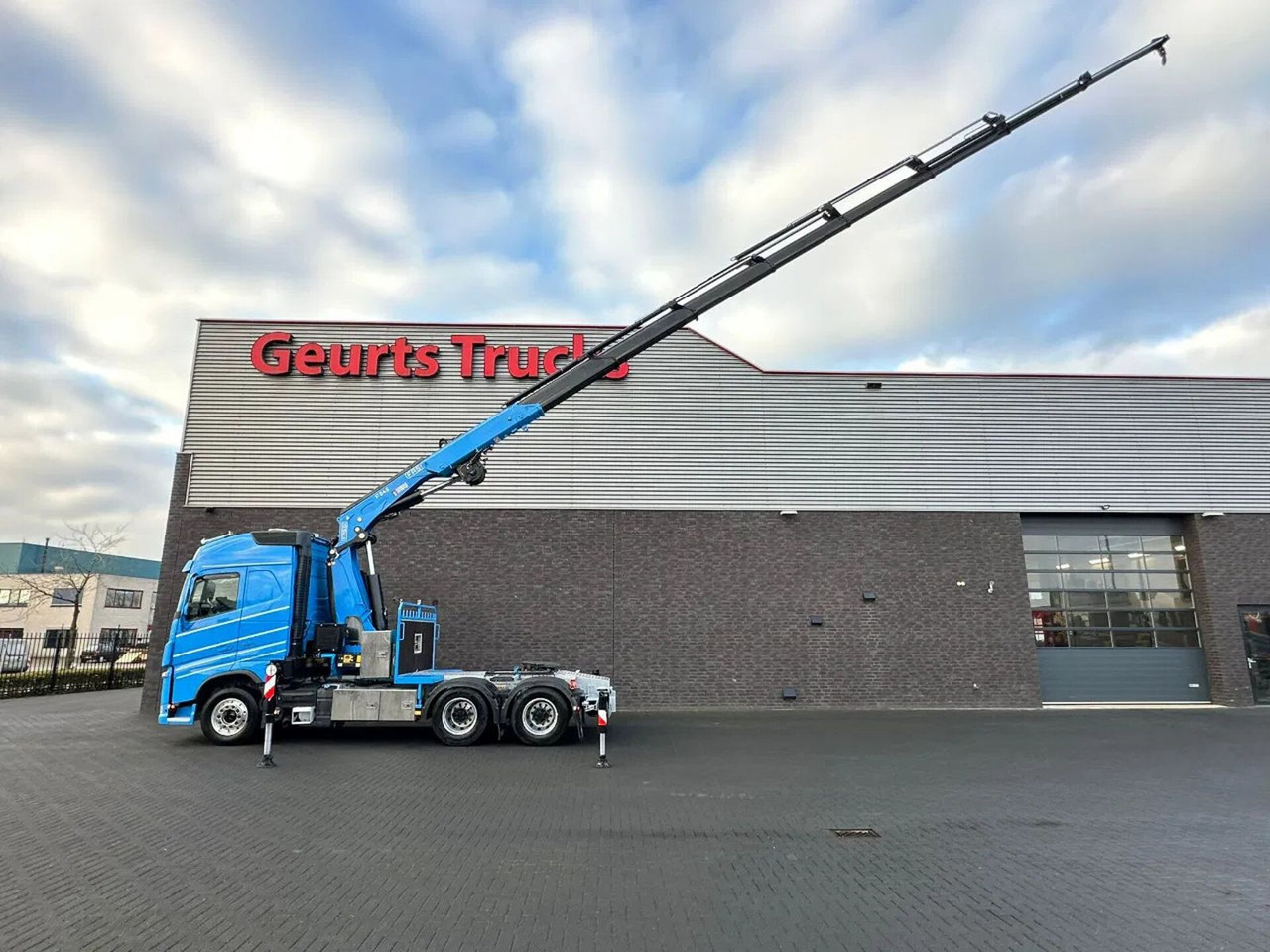 Volvo FH 540 6X4 + FASSI F545RA.2.28 KRAAN/KRAN/CRANE/ - Crane truck: picture 5 Volvo FH 540 6X4 + FASSI F545RA.2.28 KRAAN/KRAN/CRANE/ - Crane truck: picture 5