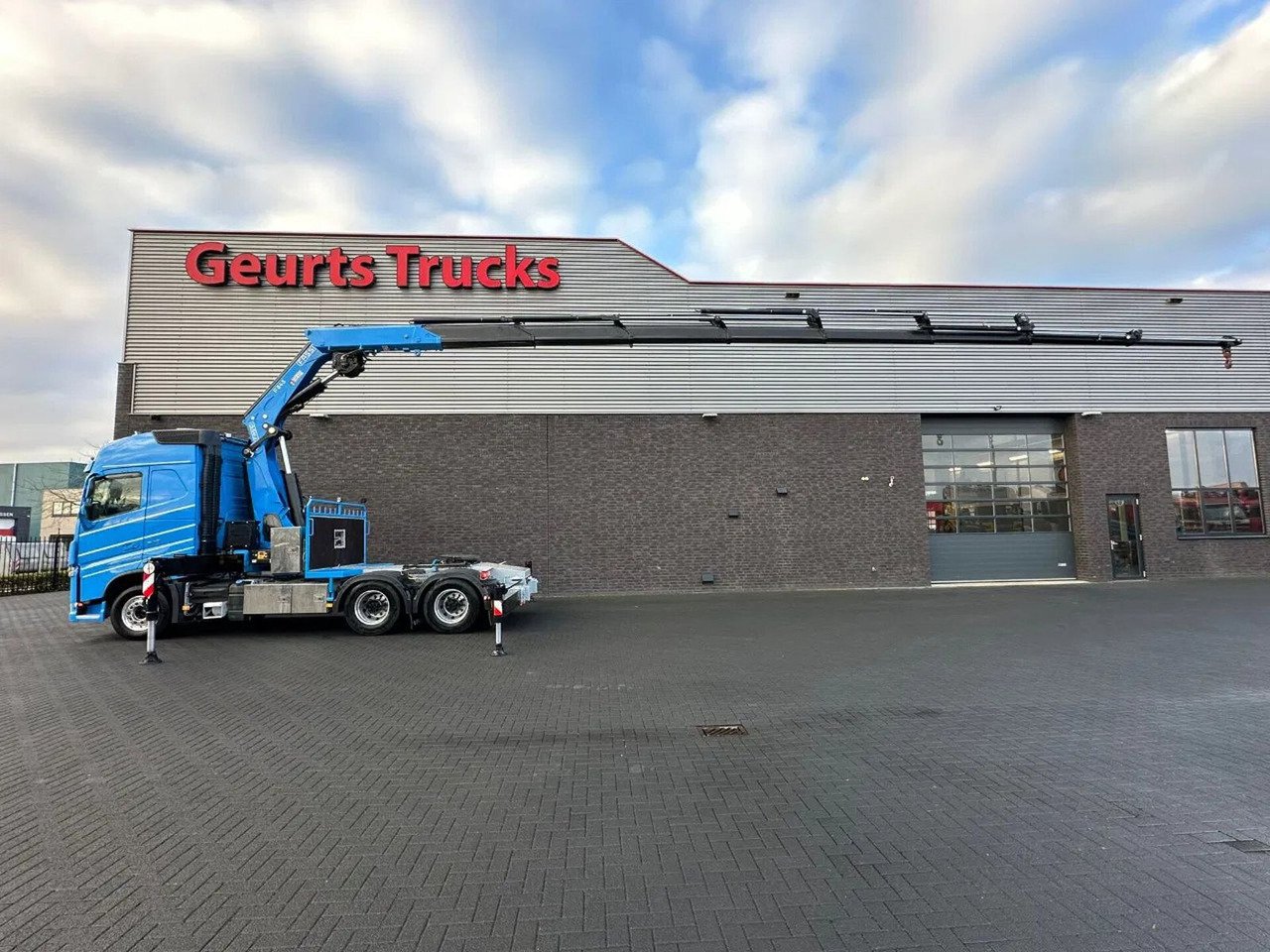 Volvo FH 540 6X4 + FASSI F545RA.2.28 KRAAN/KRAN/CRANE/ - Crane truck: picture 1 Volvo FH 540 6X4 + FASSI F545RA.2.28 KRAAN/KRAN/CRANE/ - Crane truck: picture 1