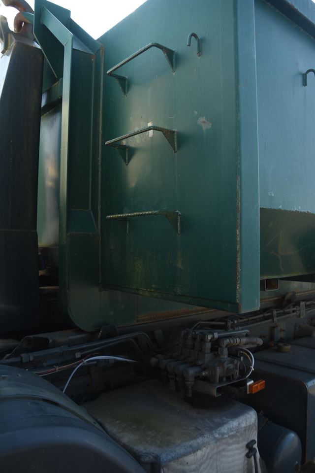 SCANIA P94     220 - Tipper: picture 4 SCANIA P94     220 - Tipper: picture 4