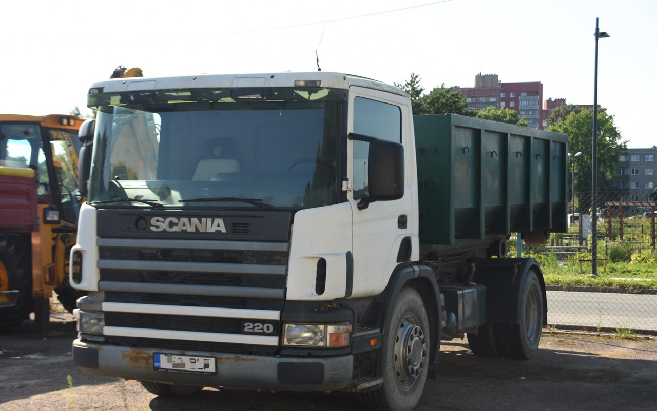 SCANIA P94     220 - Tipper: picture 1 SCANIA P94     220 - Tipper: picture 1