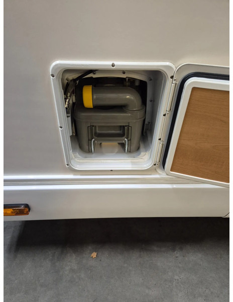 Leasing of Camper ROLLER TEAM AUTOROLLER 595 P..... trekhaak,eerste eigenaar. Camper ROLLER TEAM AUTOROLLER 595 P..... trekhaak,eerste eigenaar.: picture 9