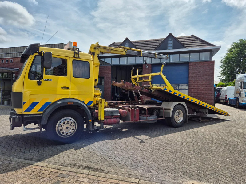 Mercedes-Benz SK 1420 afzetbak.kraan.lier... Bergingswagen - Tow truck: picture 1 Mercedes-Benz SK 1420 afzetbak.kraan.lier... Bergingswagen - Tow truck: picture 1