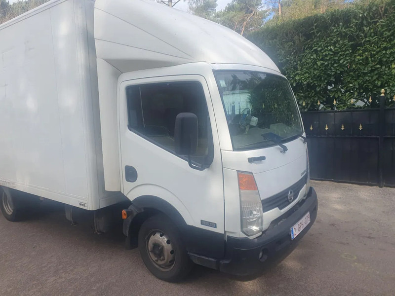 Nissan Cabstar TL3513. - Box van: picture 2 Nissan Cabstar TL3513. - Box van: picture 2