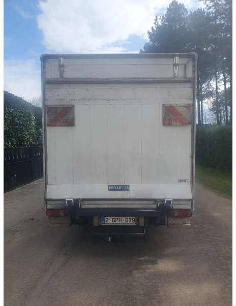 Nissan Cabstar TL3513. - Box van: picture 5 Nissan Cabstar TL3513. - Box van: picture 5