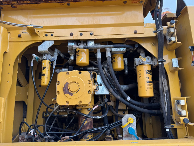 Excavator Caterpillar 374FL: picture 19 Excavator Caterpillar 374FL: picture 19