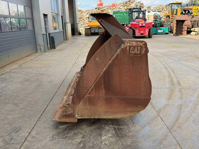 Caterpillar 966M Bucket 4.4 m3 - Bucket: picture 2 Caterpillar 966M Bucket 4.4 m3 - Bucket: picture 2