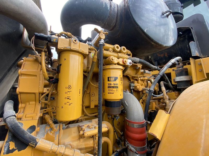 Wheel loader Caterpillar 980H: picture 11 Wheel loader Caterpillar 980H: picture 11