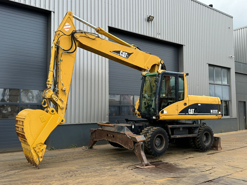 Caterpillar M322C - Hydraulic stabilizers / VA Triple boom / CE-certified, - Wheel excavator: picture 2 Caterpillar M322C - Hydraulic stabilizers / VA Triple boom / CE-certified, - Wheel excavator: picture 2