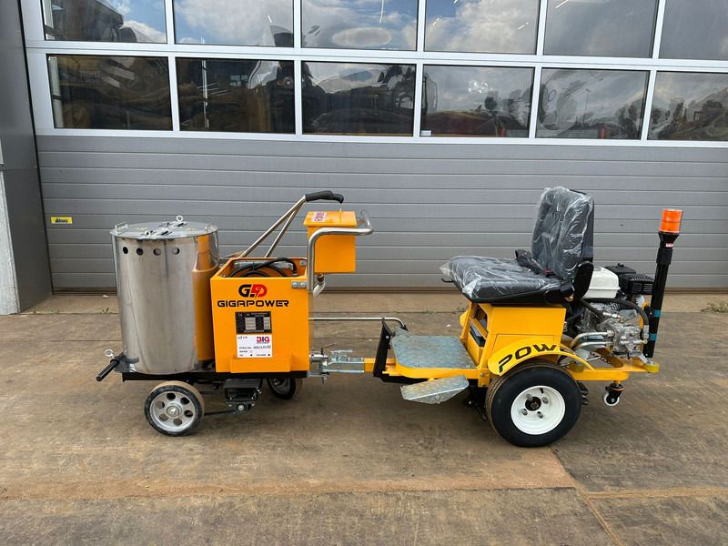 Giga power 860 Road Marking Machine - Car: picture 1 Giga power 860 Road Marking Machine - Car: picture 1