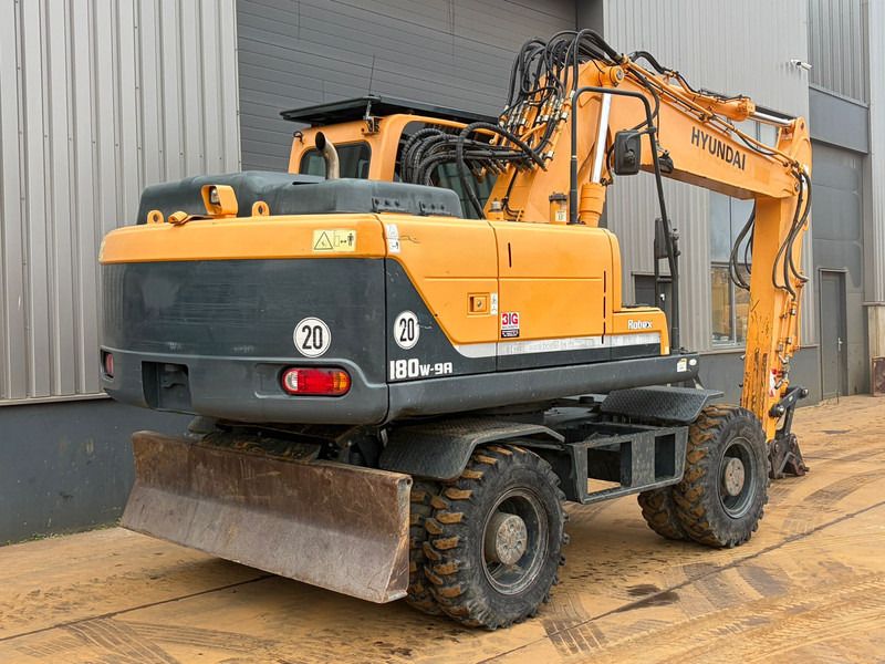 Hyundai Robex 180W-9A - Wheel excavator: picture 5 Hyundai Robex 180W-9A - Wheel excavator: picture 5